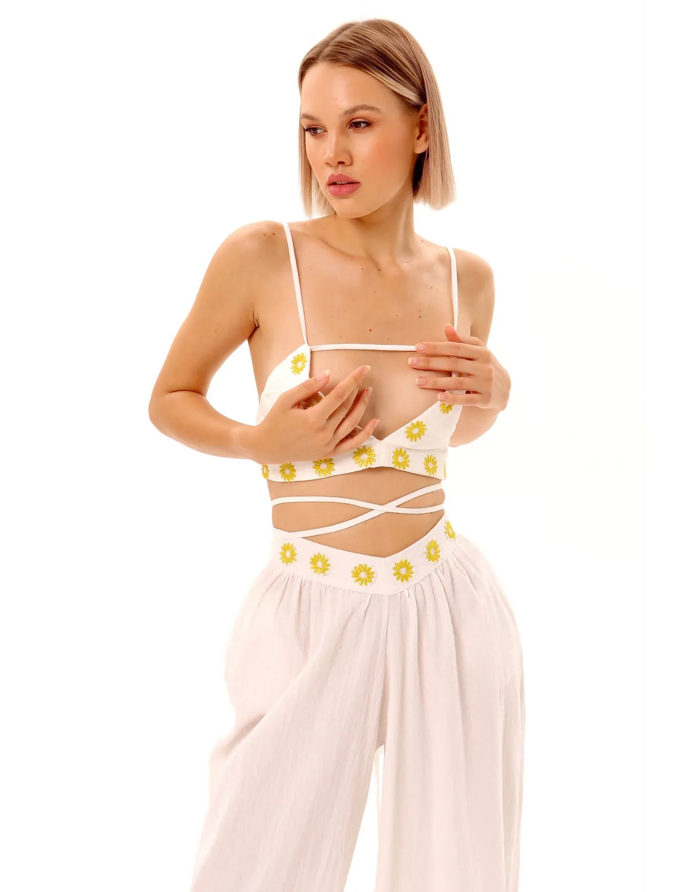 Cotton Embroidered "Chamomile” Bra-Top In Pure White