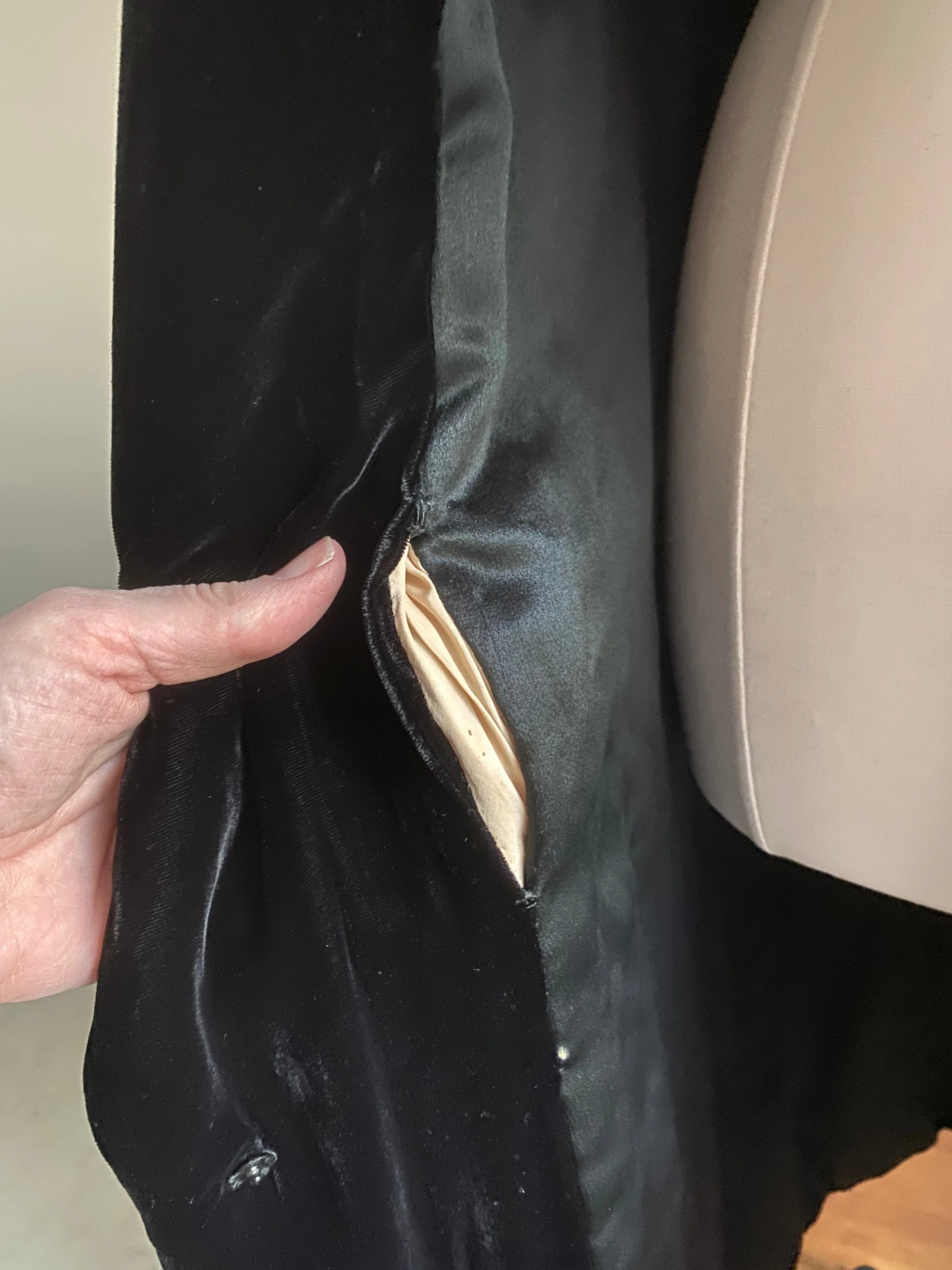 Luxurious 1920's Black Silk Velvet Opera Coat With Shawl Collar / SM