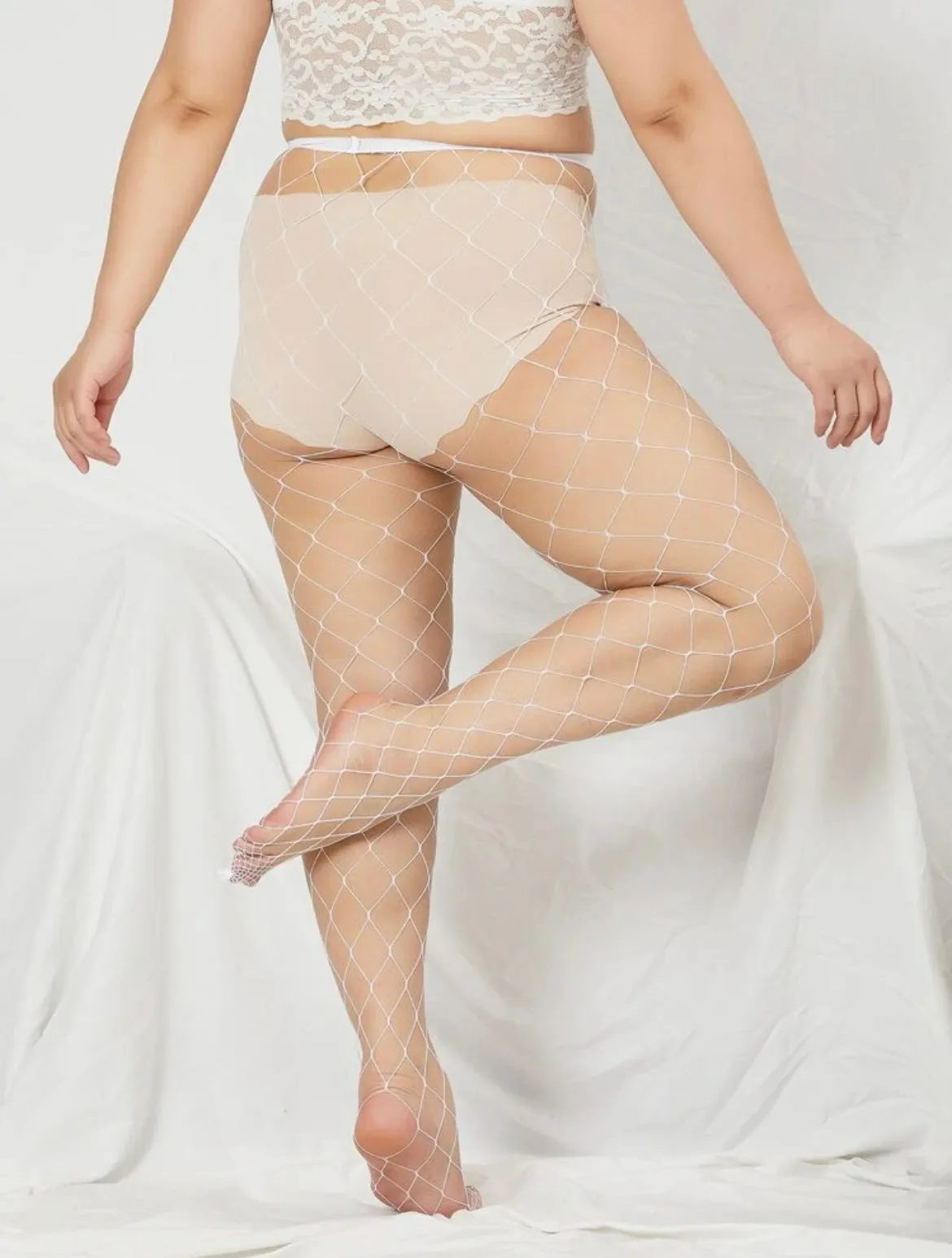 Plus Size White Fishnet Pantyhose