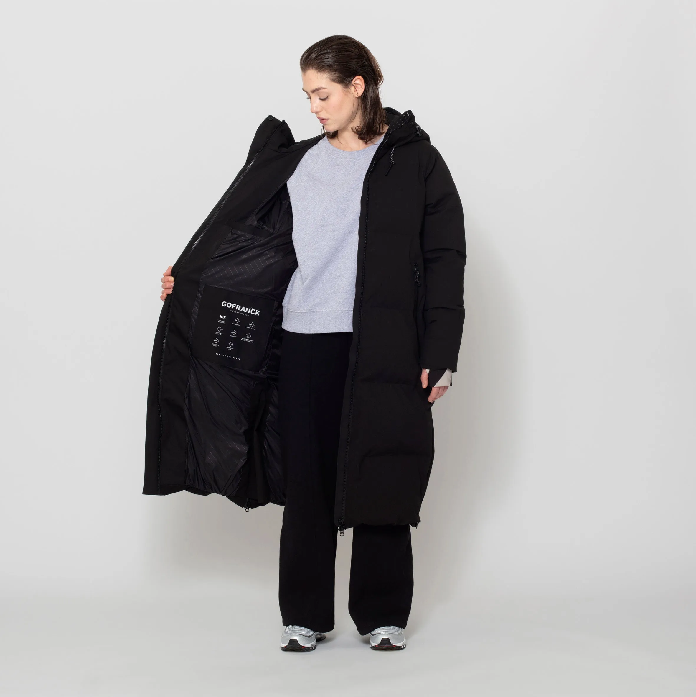 TSUNAMI | deep black