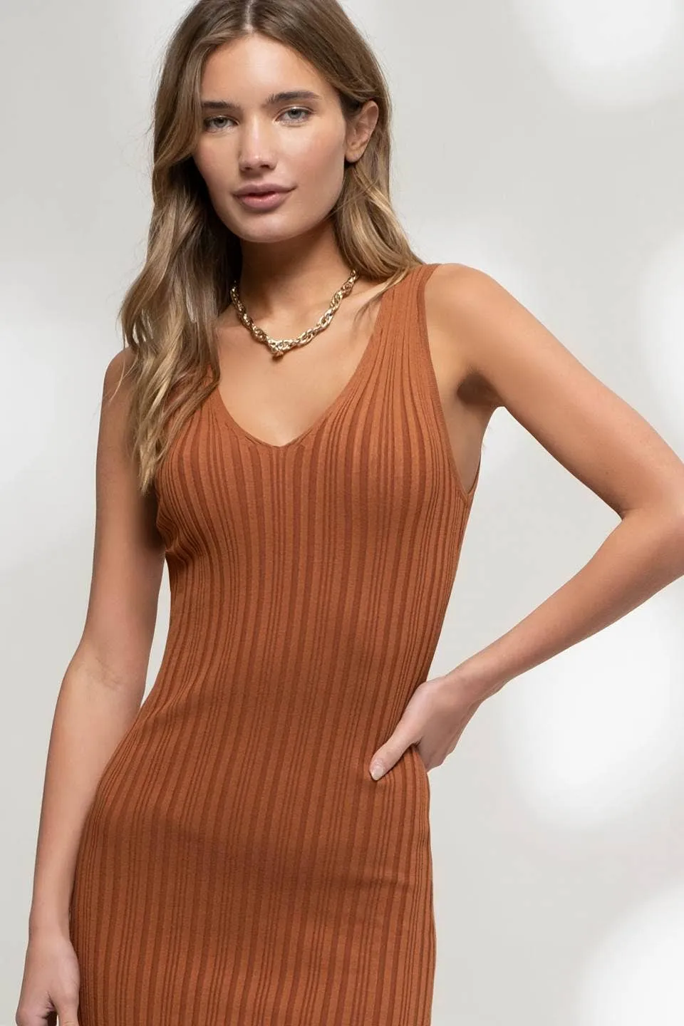 V Neck Sleeveless Sweater Midi Dress - Copper
