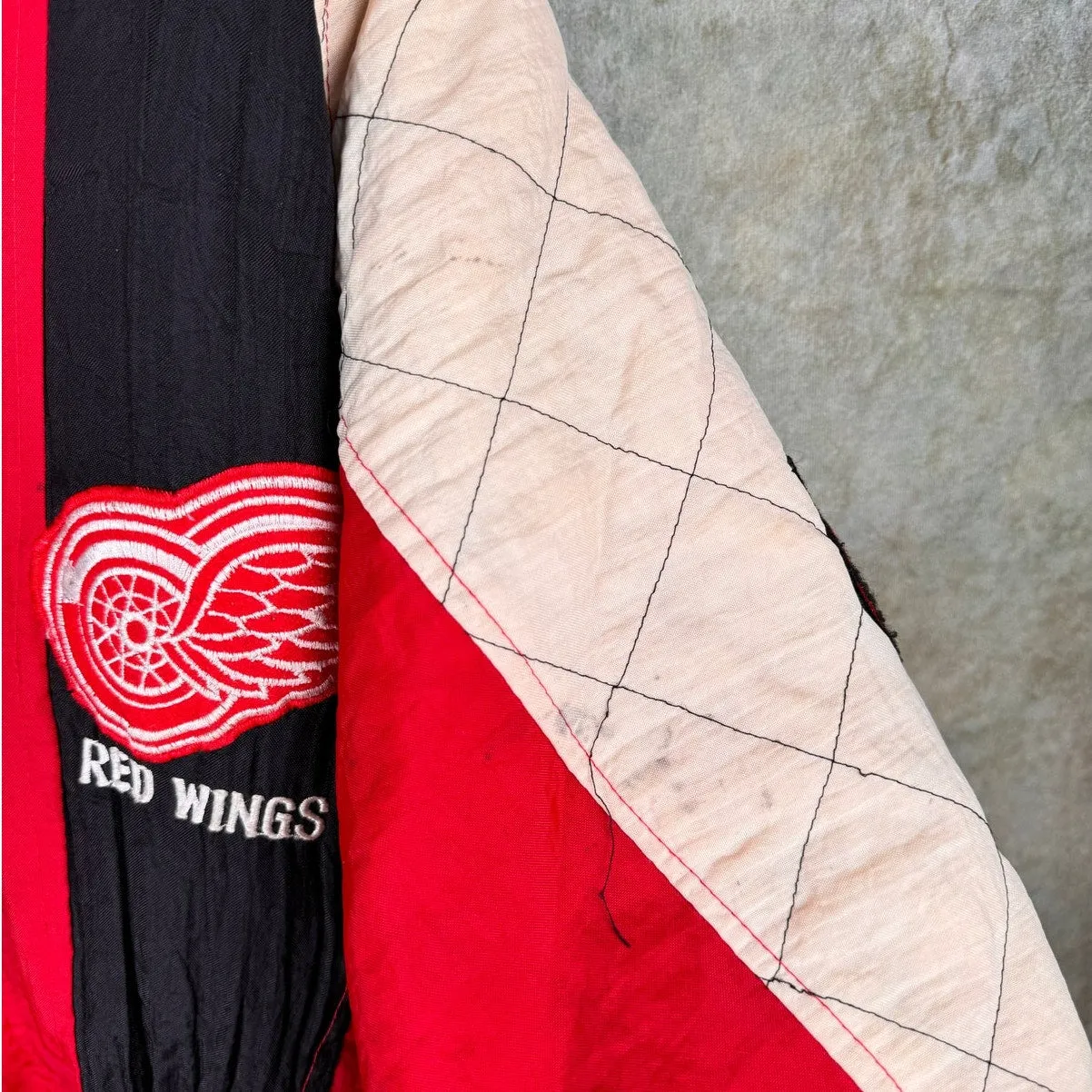 VTG 90s Detroit Red Wings Starter Jacket XL